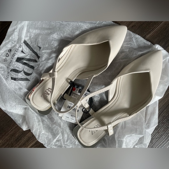 Zara Flats US size 6 - Picture 1 of 3